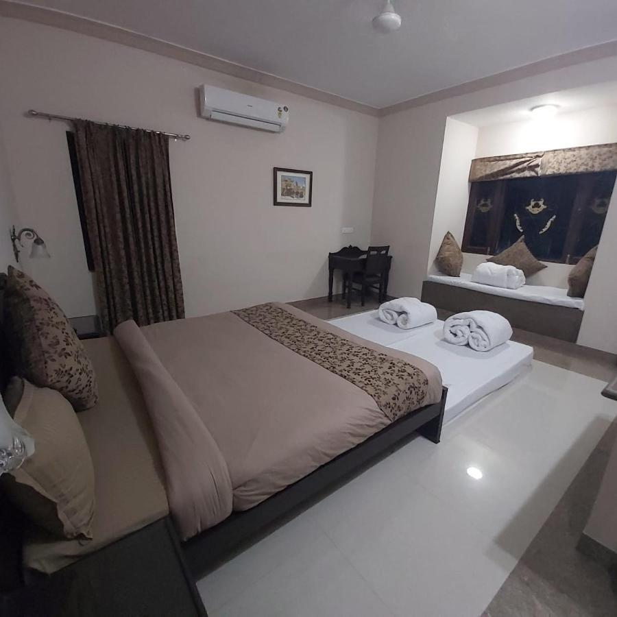 Hotel Mewar Mansion à Udaipur Extérieur photo
